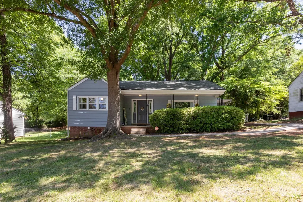 812 N Ransom Street Gastonia NC 28052