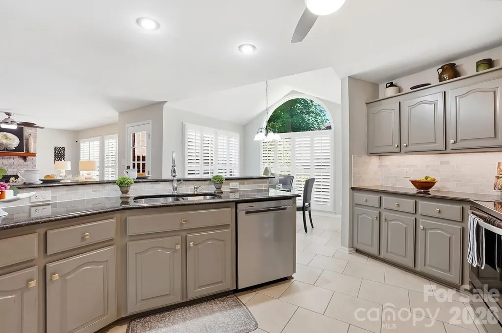 4218 Patriots Way Gastonia NC 28056