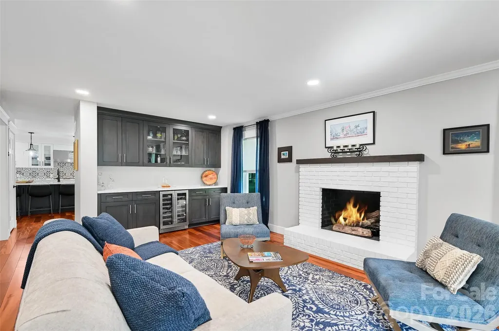 507 Fenwick Court Hendersonville NC 28739