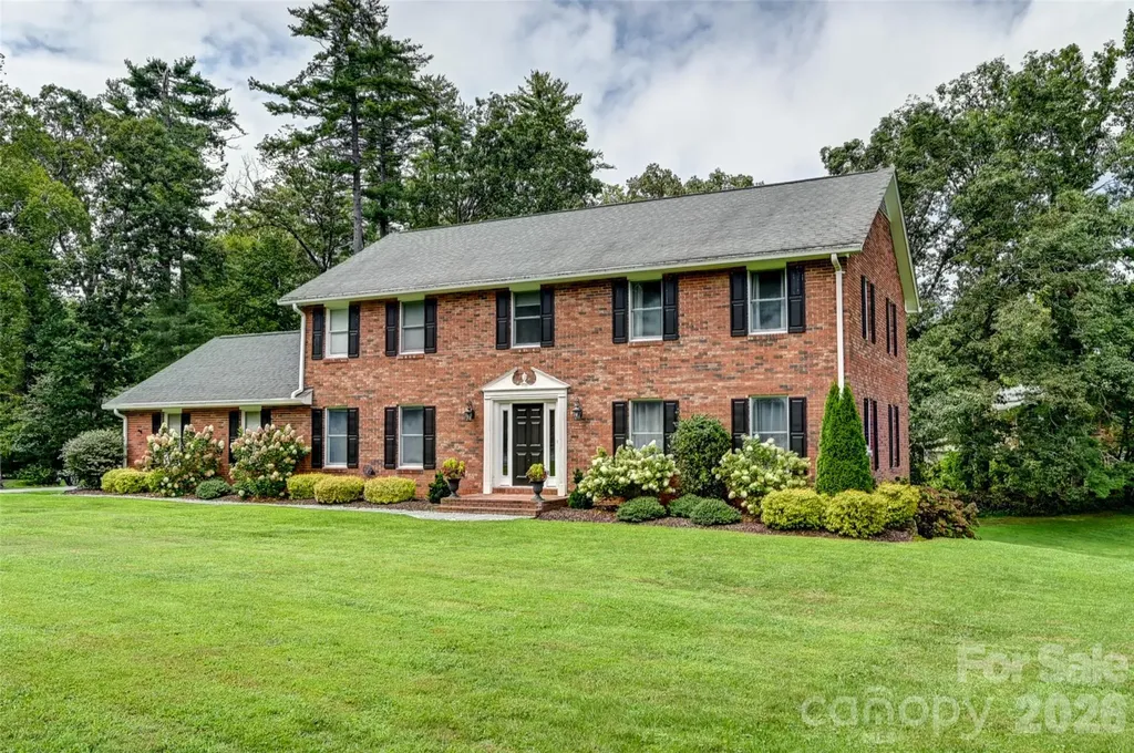 507 Fenwick Court Hendersonville NC 28739