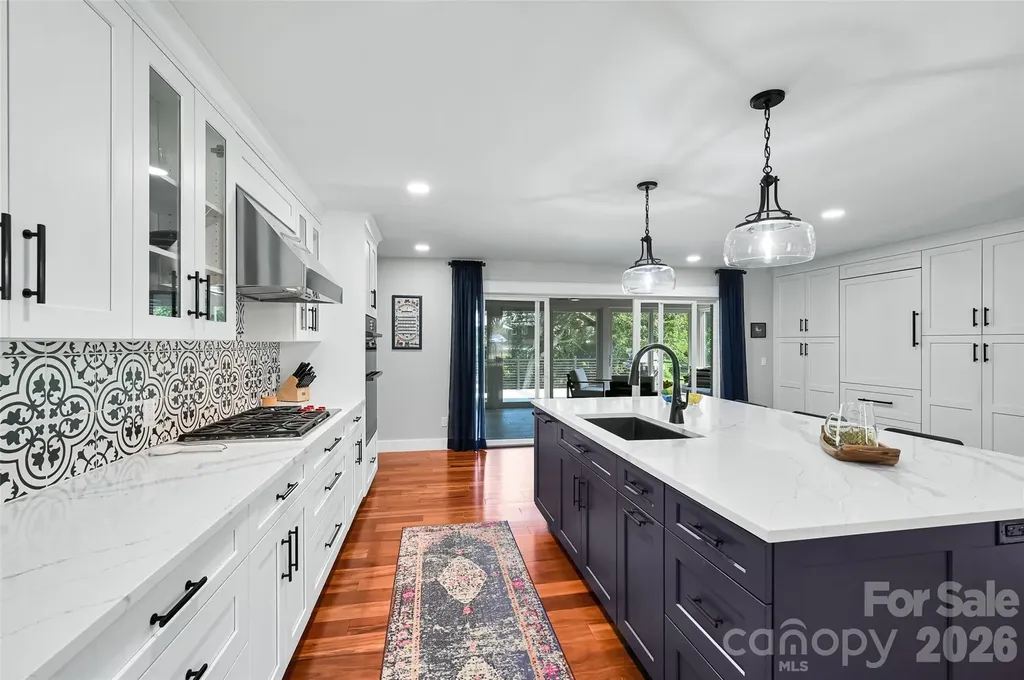 507 Fenwick Court Hendersonville NC 28739