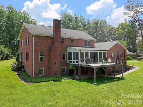 507 Fenwick Court Hendersonville NC 28739