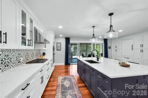 507 Fenwick Court Hendersonville NC 28739