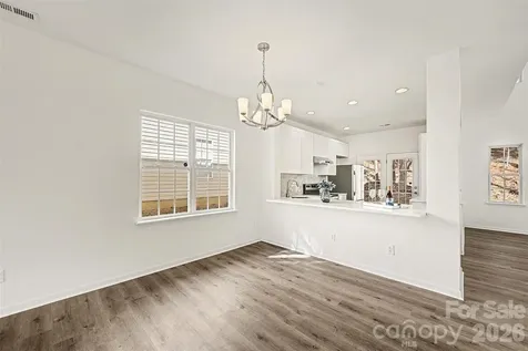 12010 Royal Castle Court Charlotte NC 28277