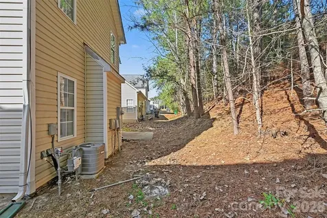 12010 Royal Castle Court Charlotte NC 28277