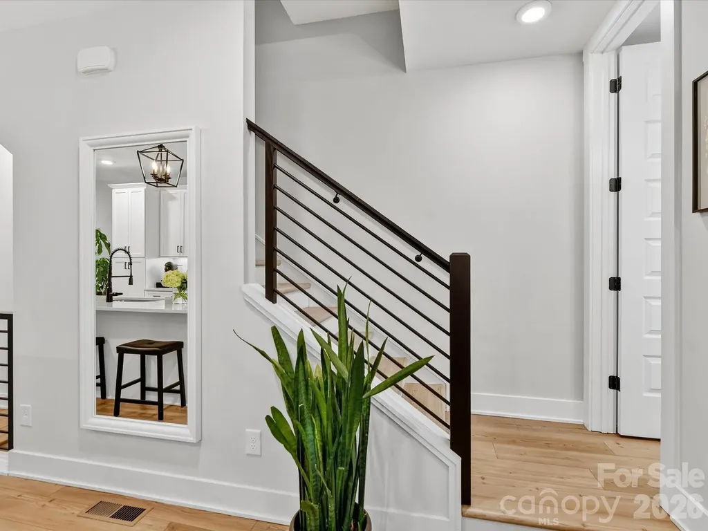 2024 Terwilliger Terrace Charlotte NC 28203
