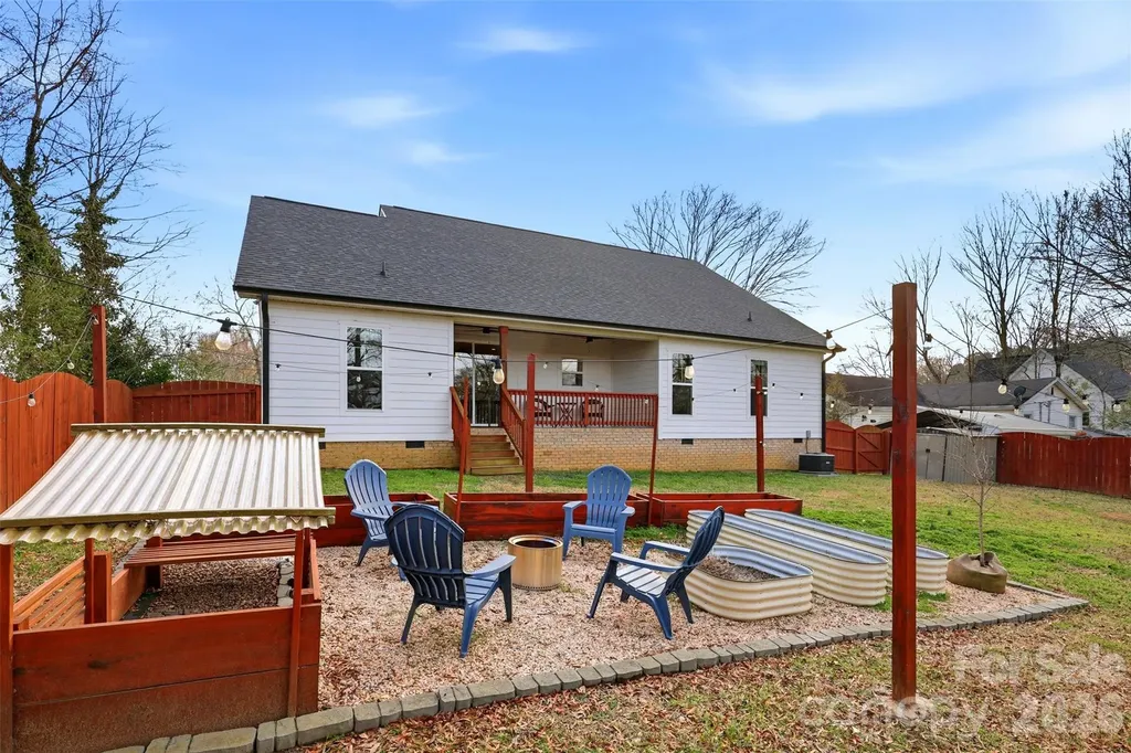 320 Elm Street Belmont NC 28012