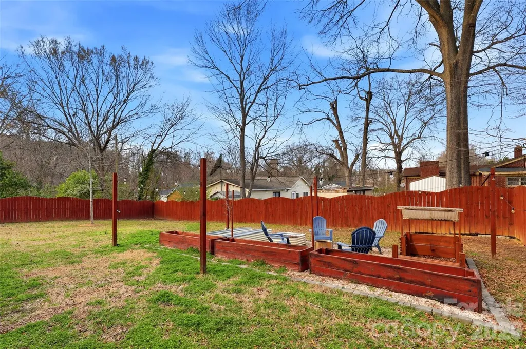 320 Elm Street Belmont NC 28012