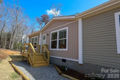 90 S Cascades Drive Nebo NC 28761
