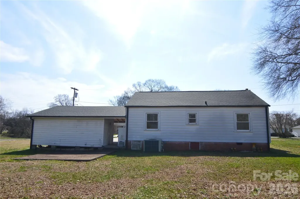 500 Gann Street Lowell NC 28098