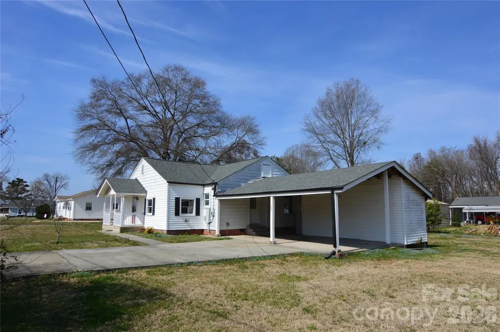 500 Gann Street Lowell NC 28098