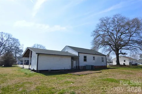 500 Gann Street Lowell NC 28098