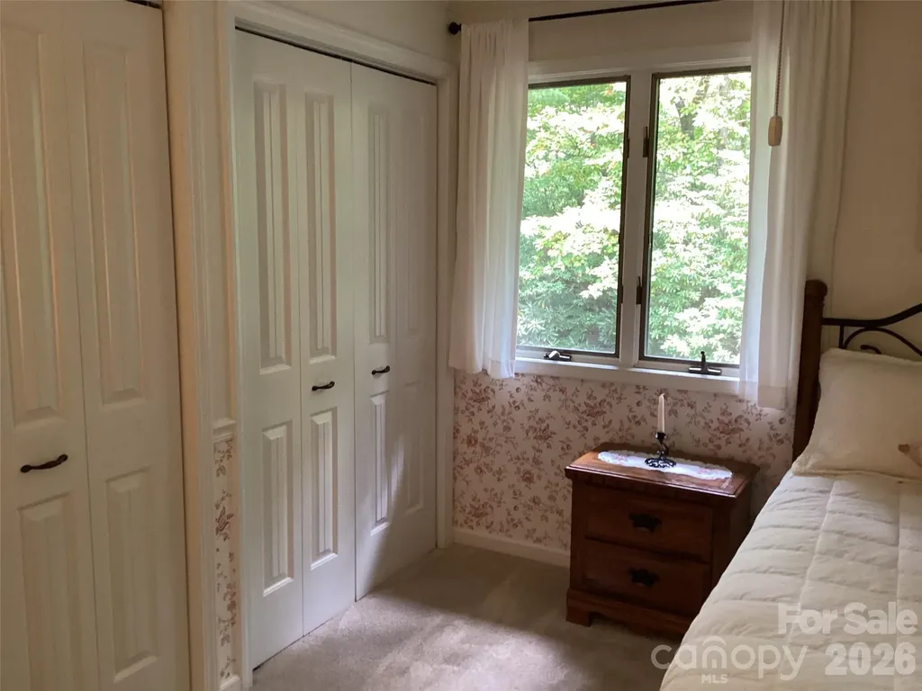 31 Rhododendron Road Black Mountain NC 28711