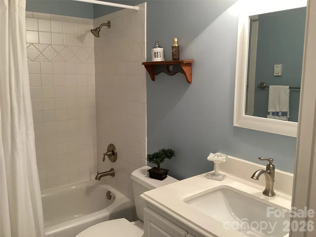 31 Rhododendron Road Black Mountain NC 28711
