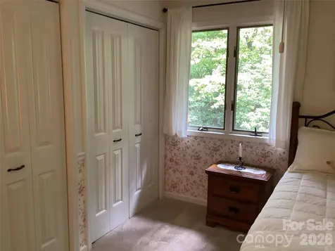 31 Rhododendron Road Black Mountain NC 28711