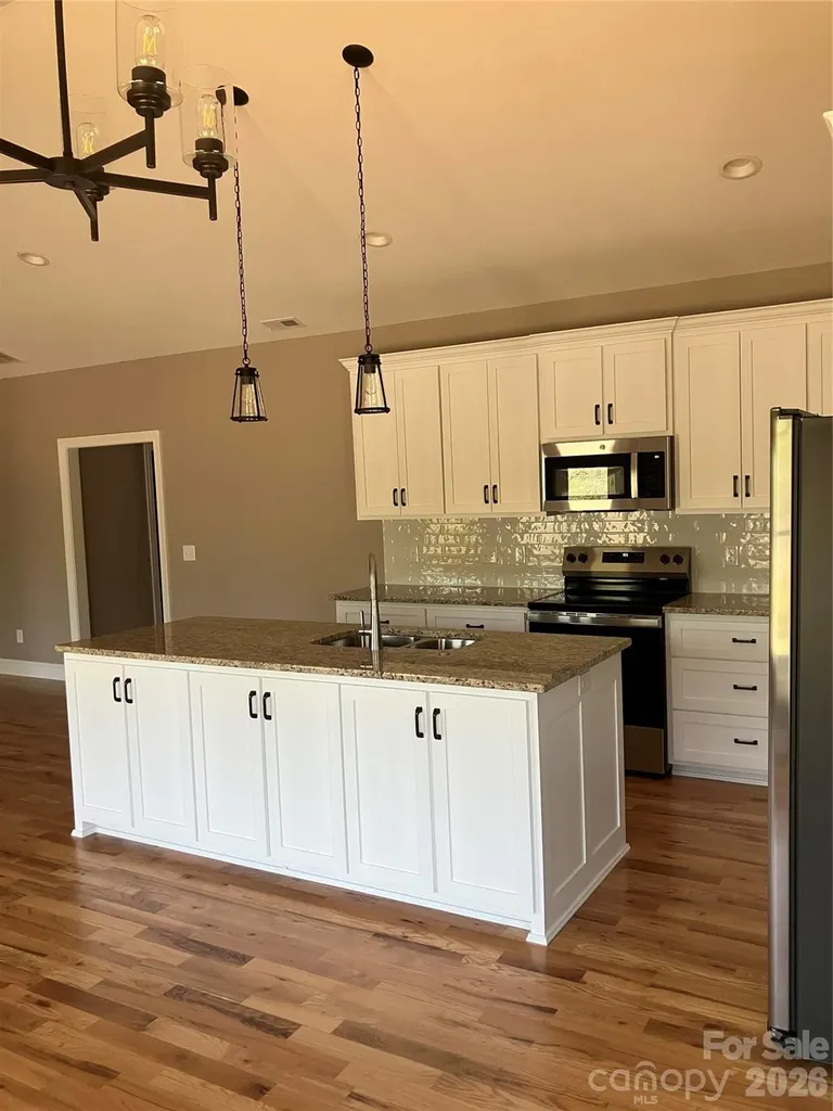 4952 Southview Drive Hickory NC 28602