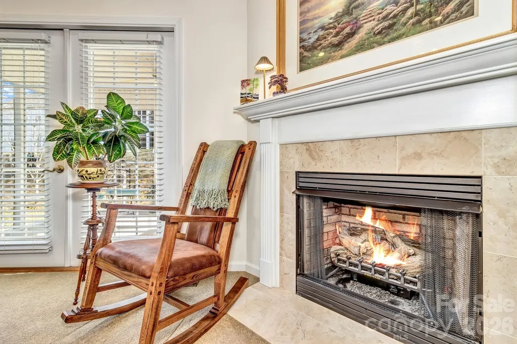 333 Charlestown Drive Hendersonville NC 28792
