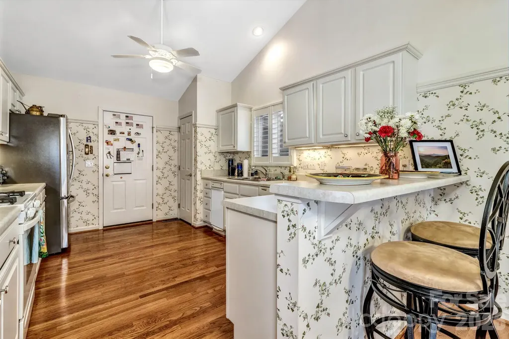 333 Charlestown Drive Hendersonville NC 28792