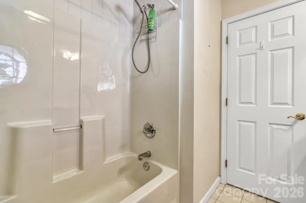 333 Charlestown Drive Hendersonville NC 28792