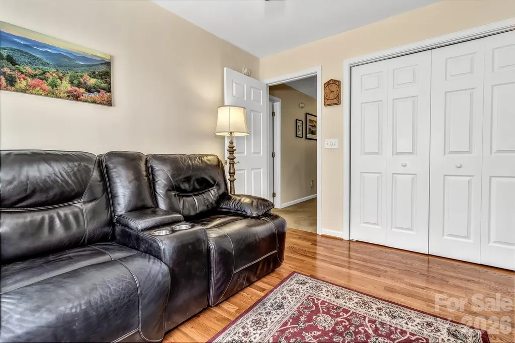 333 Charlestown Drive Hendersonville NC 28792