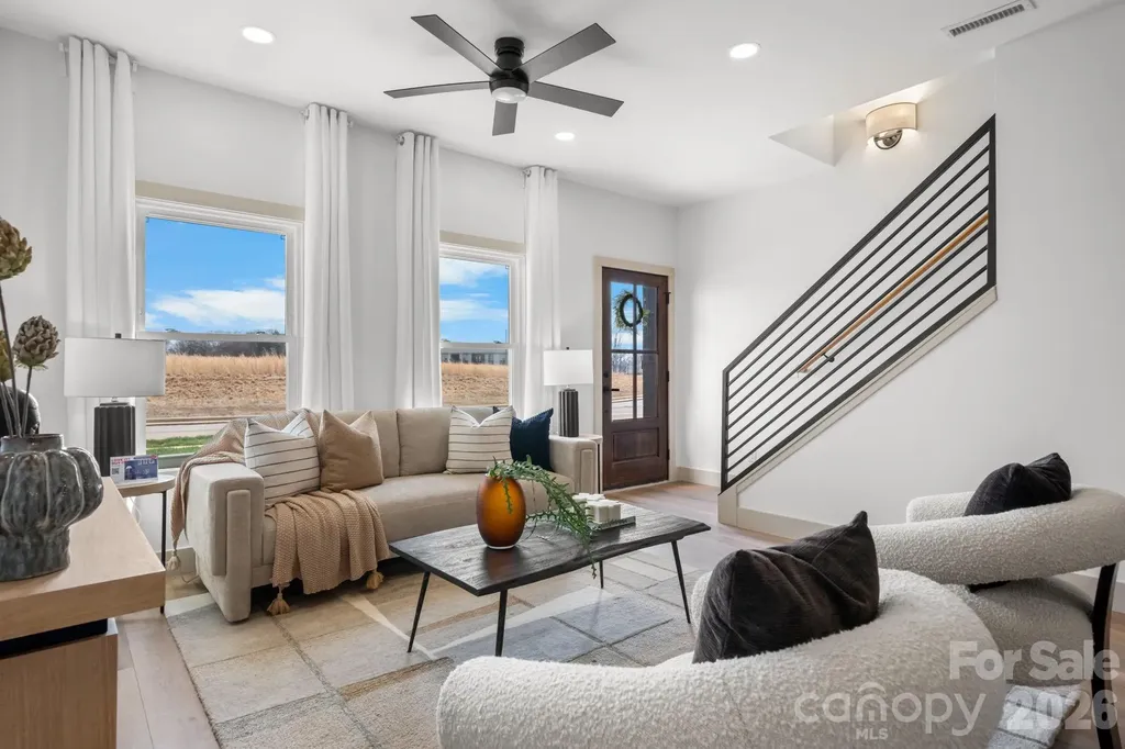 2119 - 2111 24th Street Lane SE Hickory NC 28602