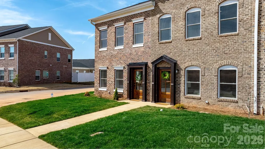 2119 - 2111 24th Street Lane SE Hickory NC 28602
