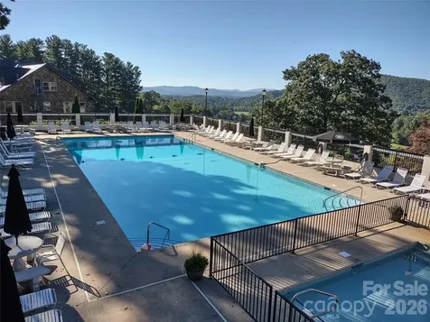 99999 Cedar Drive Mills River NC 28759