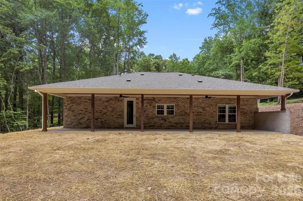 2319 Tanglewood Drive Albemarle NC 28001