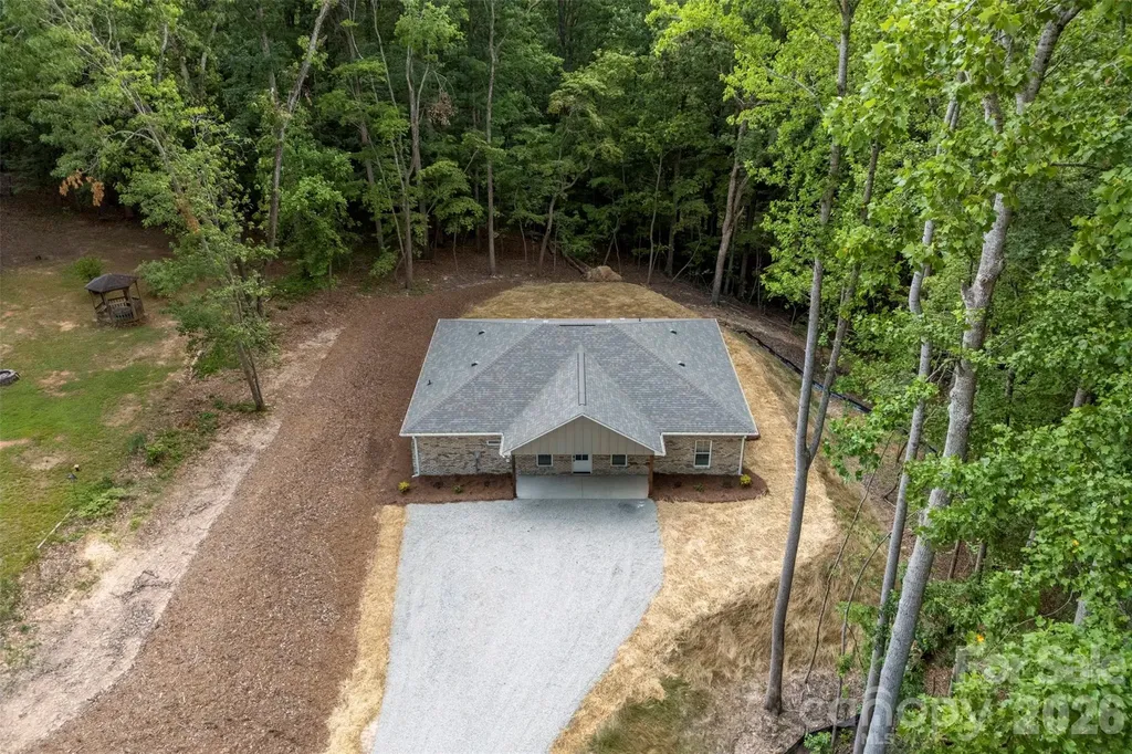 2319 Tanglewood Drive Albemarle NC 28001