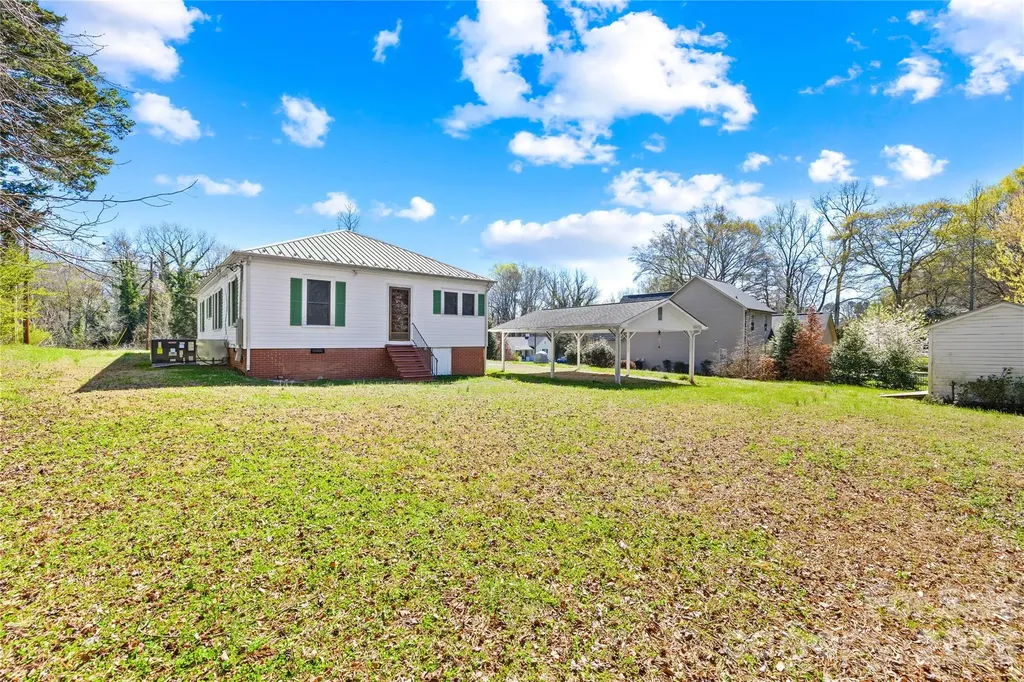 5135 Tucker Avenue Kannapolis NC 28081