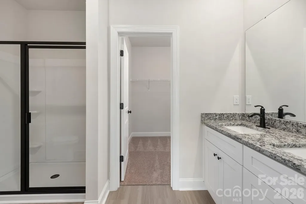 6623 Fairford Drive Charlotte NC 28215