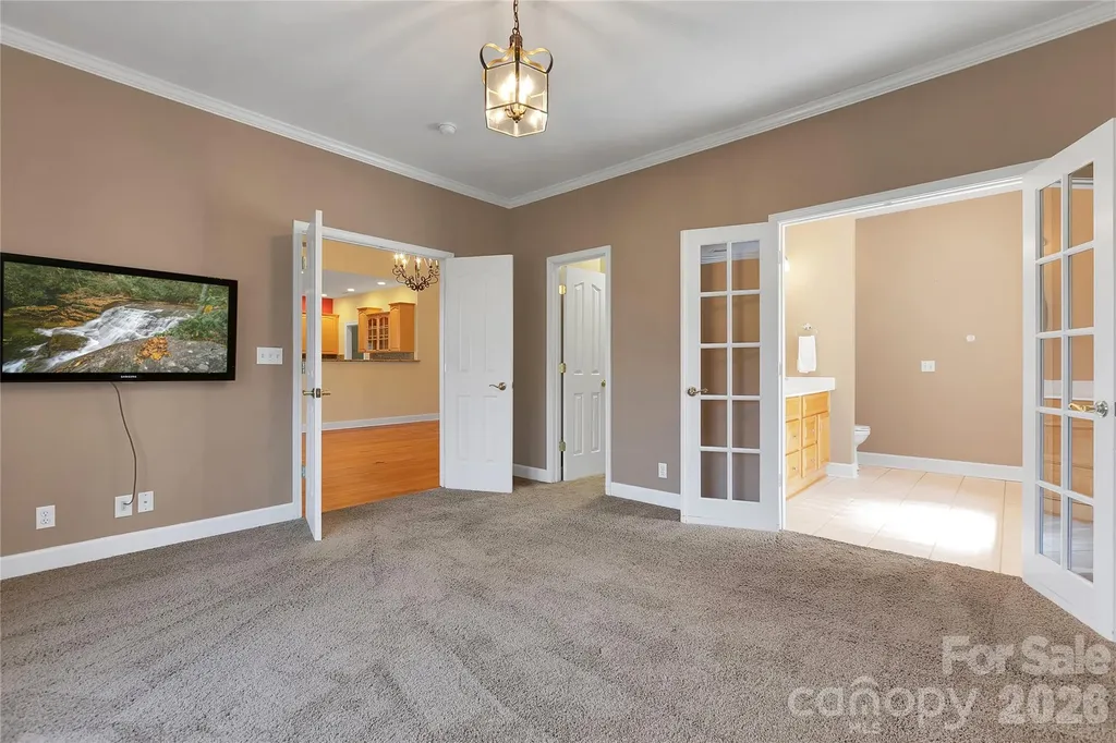 63 Wanei Court Brevard NC 28712