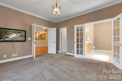 63 Wanei Court Brevard NC 28712
