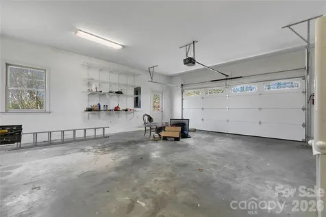 63 Wanei Court Brevard NC 28712