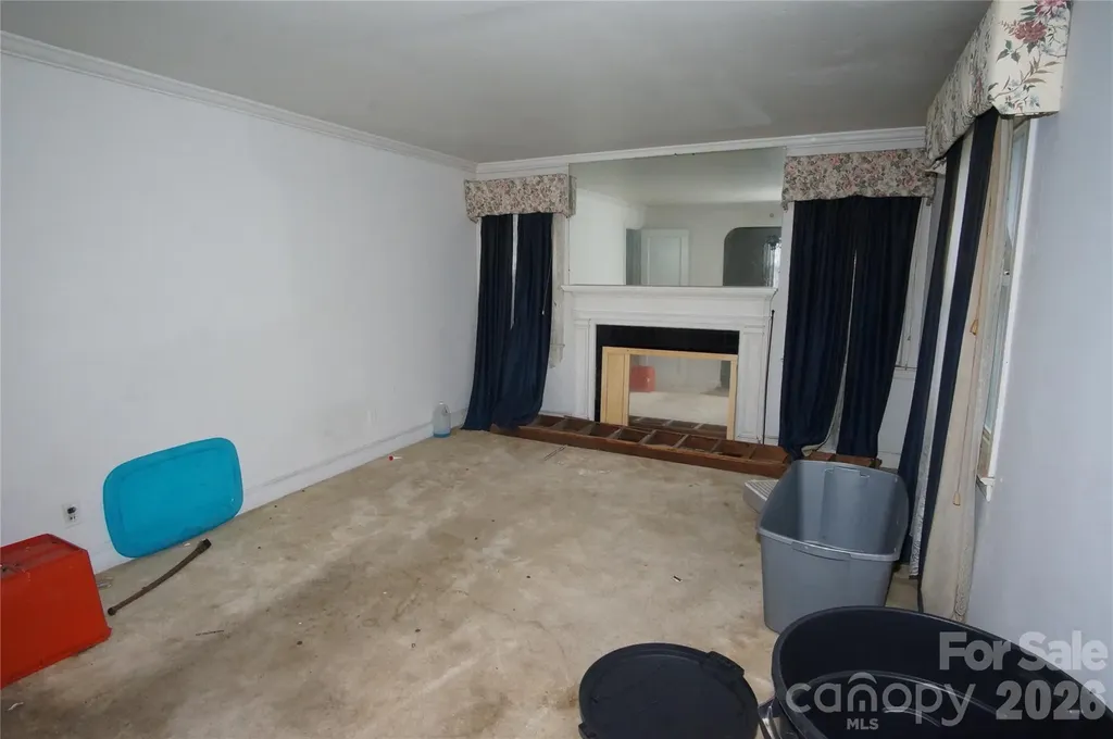 3905 Mcmillan Street Charlotte NC 28205
