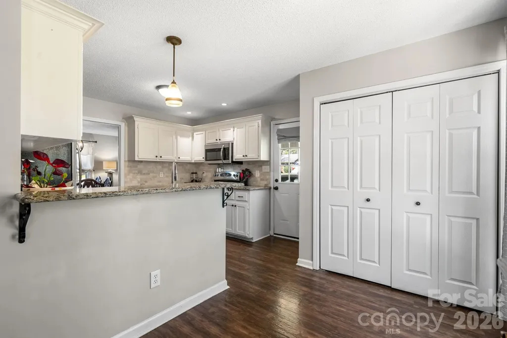 120 Wesley Court Crouse NC 28033