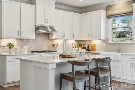 9989 Manor Vista Trail Kannapolis NC 28027