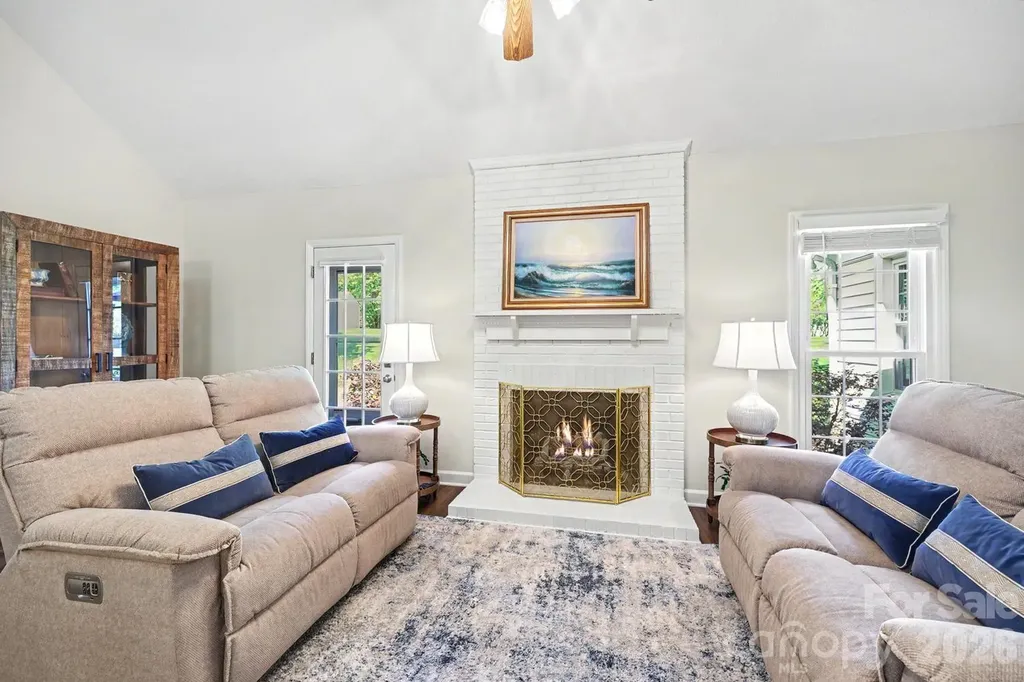 5000 Whitwell Court Charlotte NC 28226