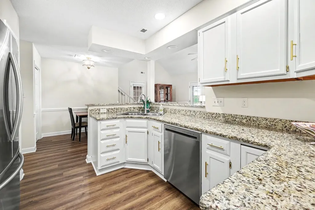 5000 Whitwell Court Charlotte NC 28226