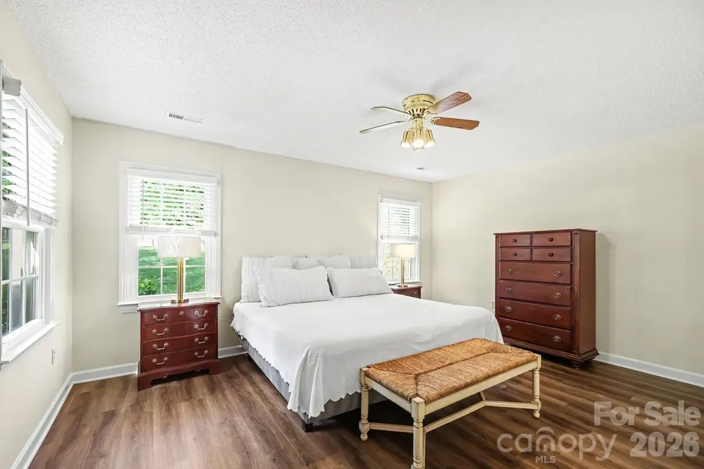 5000 Whitwell Court Charlotte NC 28226