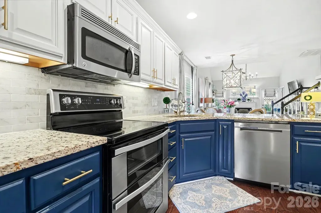 11184 Saintsbury Place Charlotte NC 28270