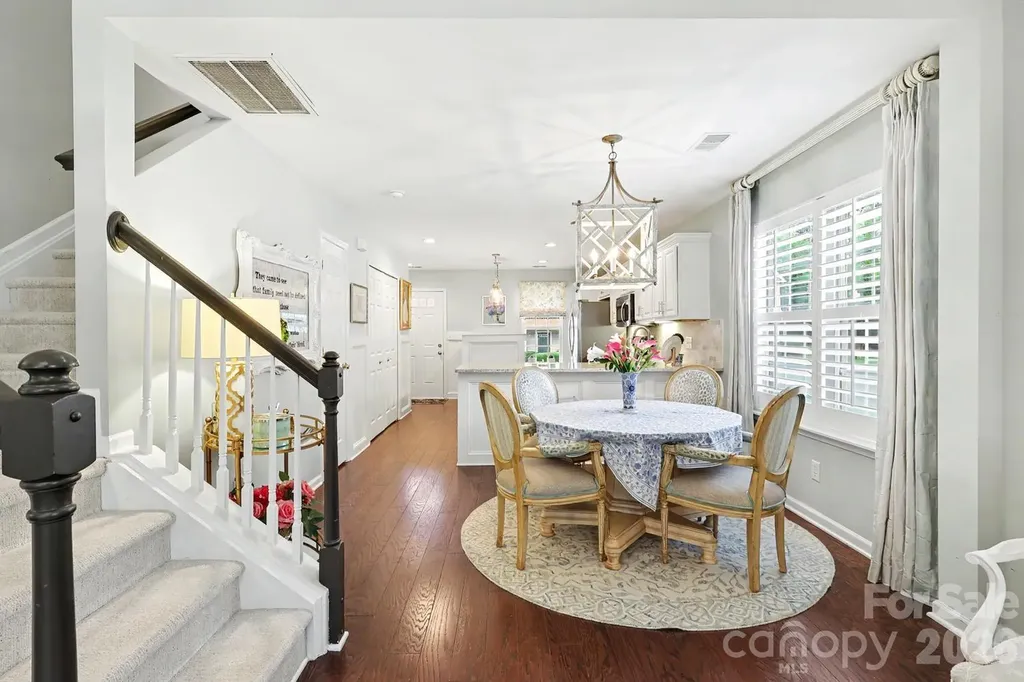 11184 Saintsbury Place Charlotte NC 28270
