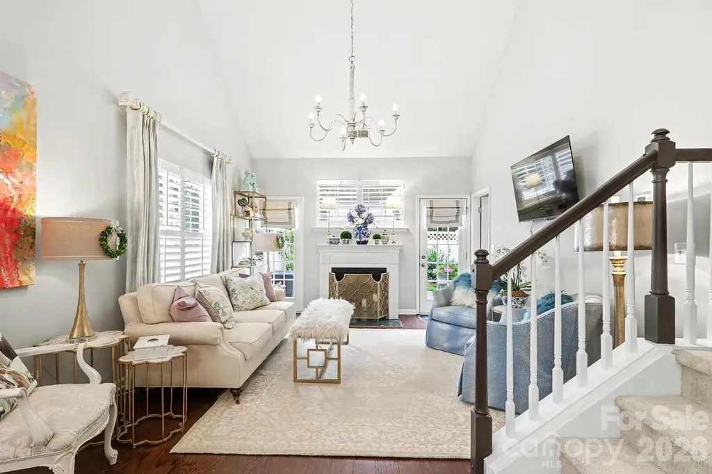11184 Saintsbury Place Charlotte NC 28270