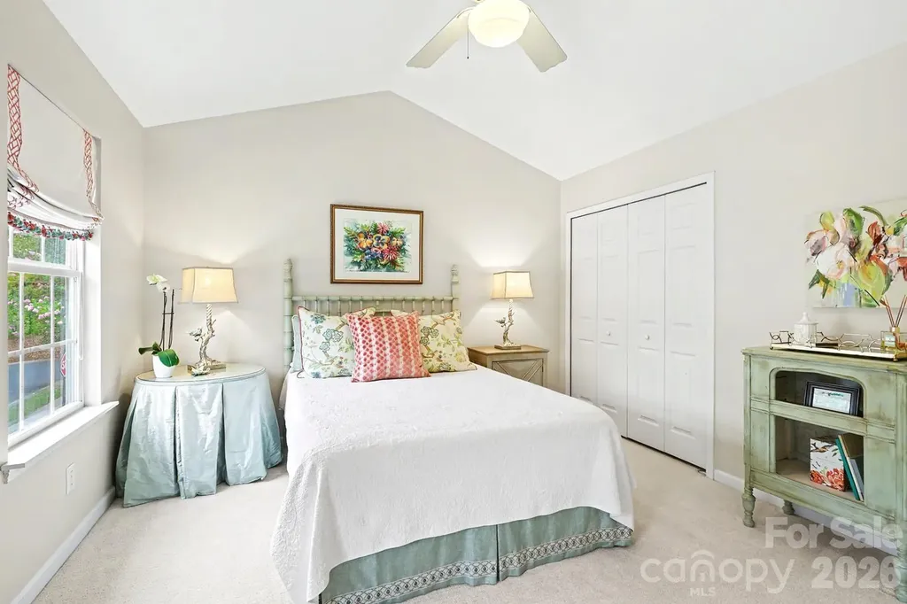 11184 Saintsbury Place Charlotte NC 28270