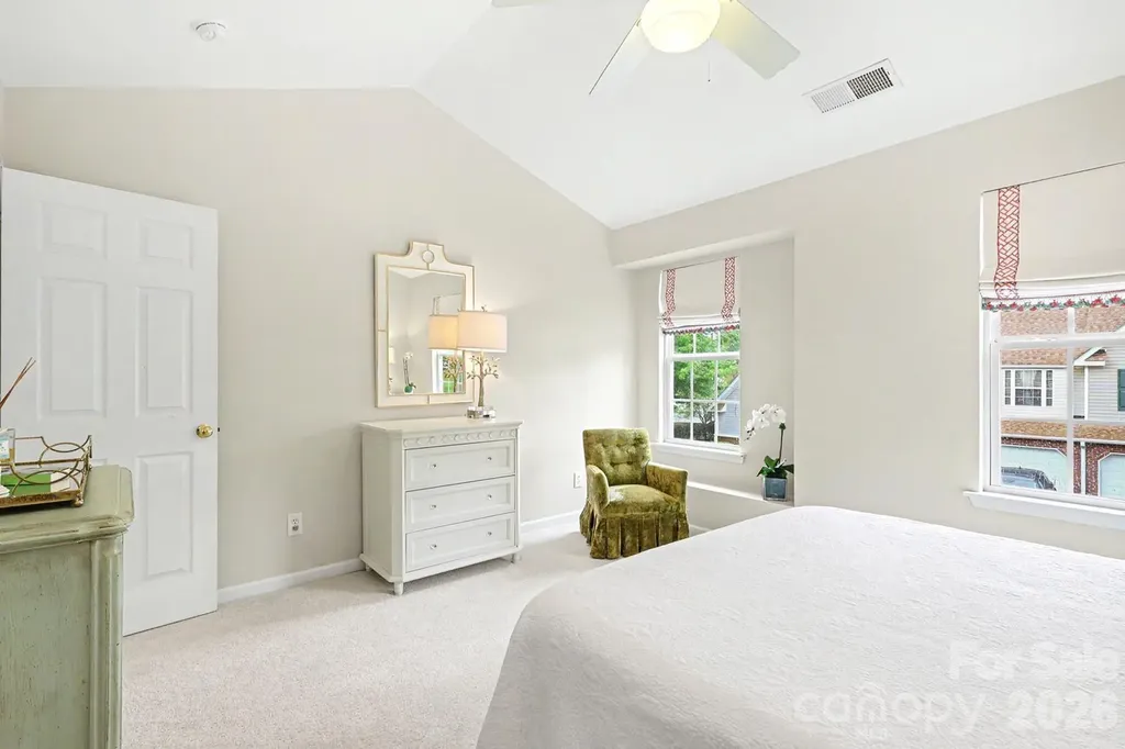 11184 Saintsbury Place Charlotte NC 28270