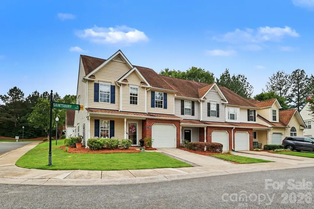 11184 Saintsbury Place Charlotte NC 28270