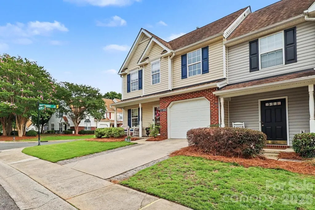 11184 Saintsbury Place Charlotte NC 28270