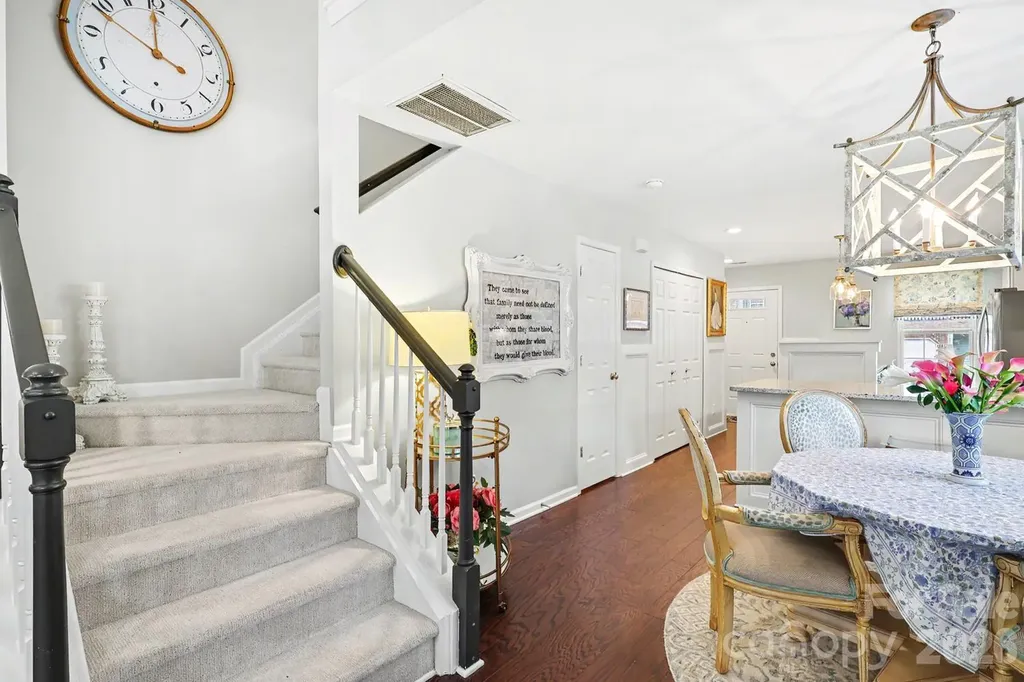 11184 Saintsbury Place Charlotte NC 28270