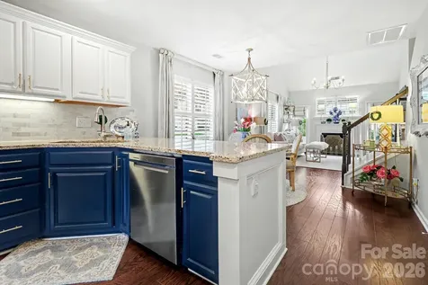 11184 Saintsbury Place Charlotte NC 28270