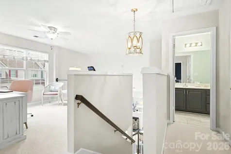 11184 Saintsbury Place Charlotte NC 28270